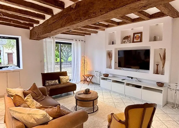 Casa de Férias Homecircus - Charming Two Bedroom House